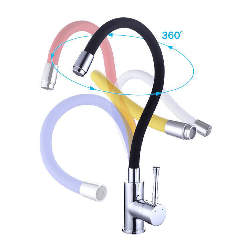 มือจับก้านโยก Chrome Kitchen Tap ท่อร้อนและเย็นยืดหยุ่นสีสันสดใส