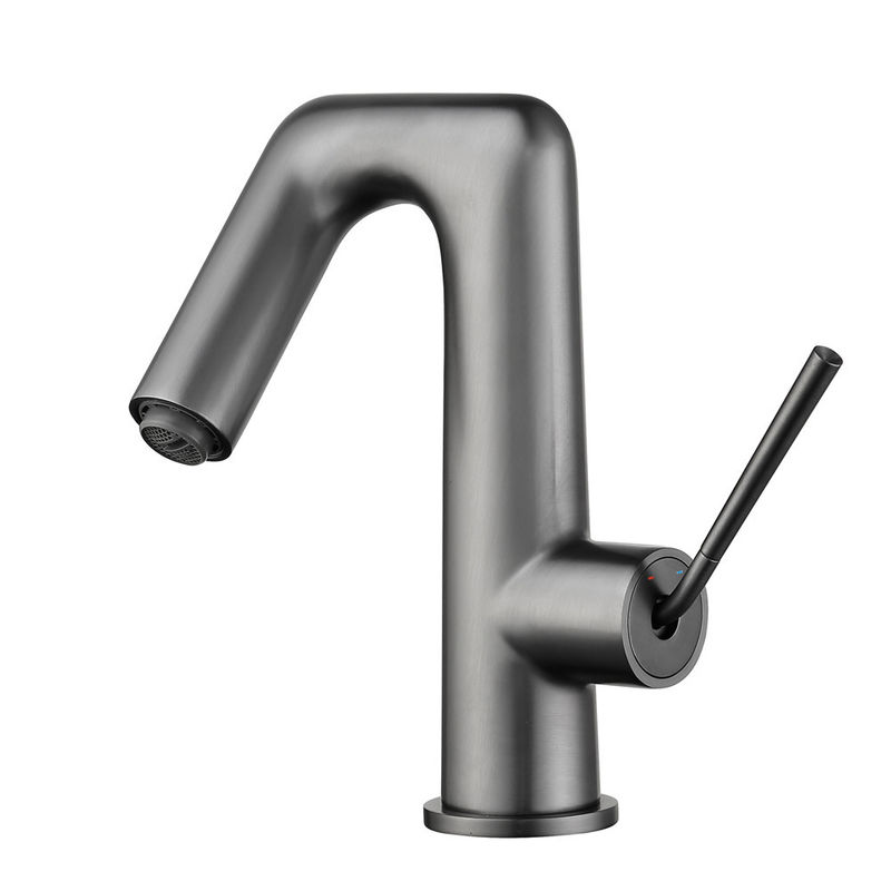 ก๊อกผสมอ่างล้างหน้าแบบหลุมเดี่ยวทองเหลืองทันสมัยใน Chrome Matte Black Gold Grey